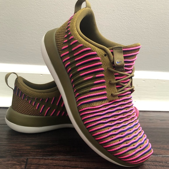 NIKE FLYKNIT ROSHE TWO - Picture 4 of 9